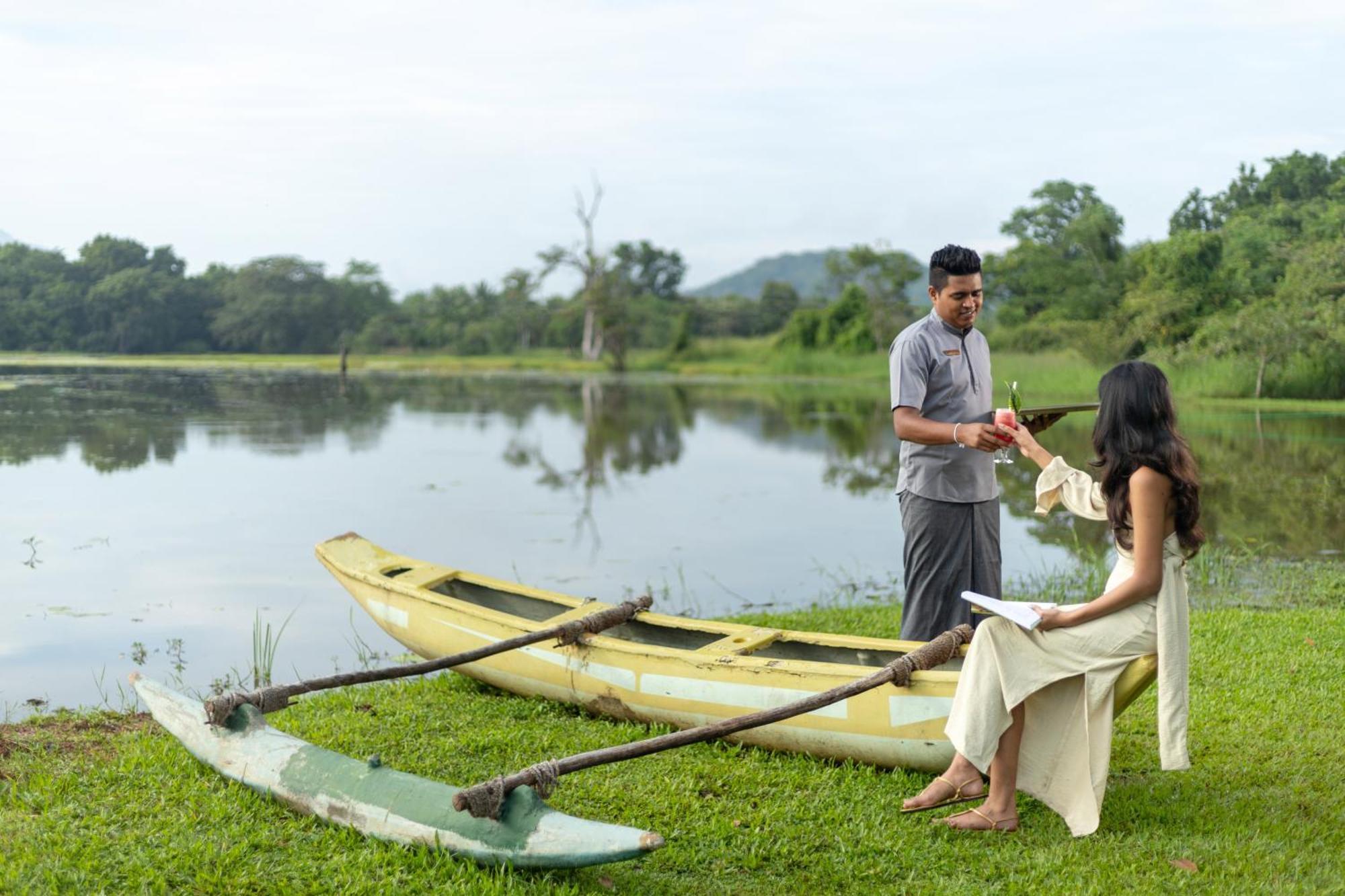 Jetwing Lake Dambulla Eksteriør billede